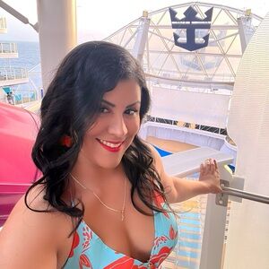 Meet your Posher, Lizbeth